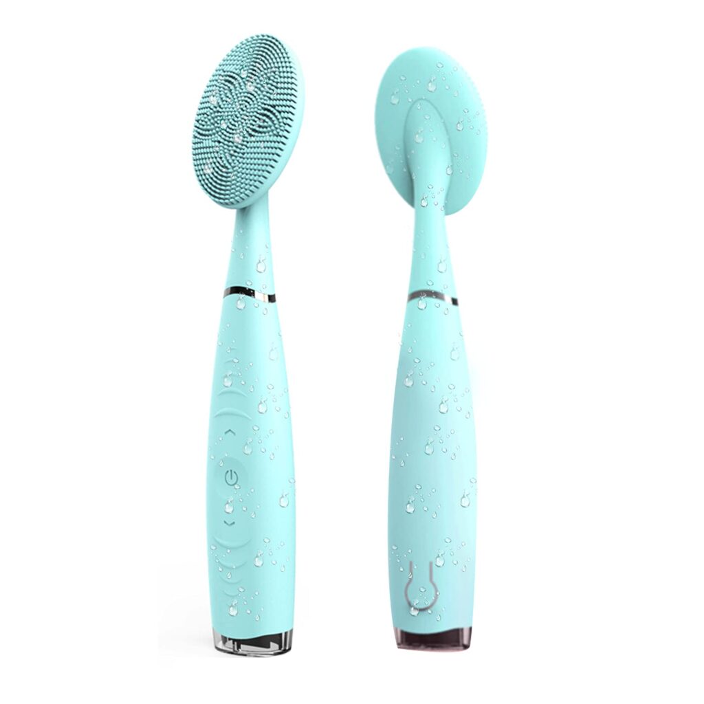 9 Pros & Cons of The Sonic Facial Cleansing Brush (Blue)
